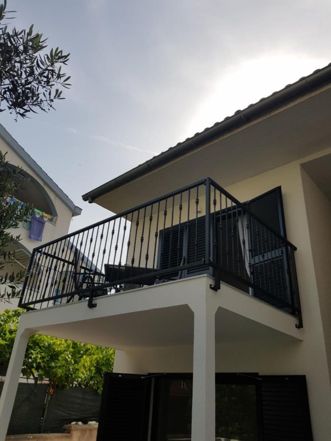 Apartmani Zoric Vodice Værelse billede