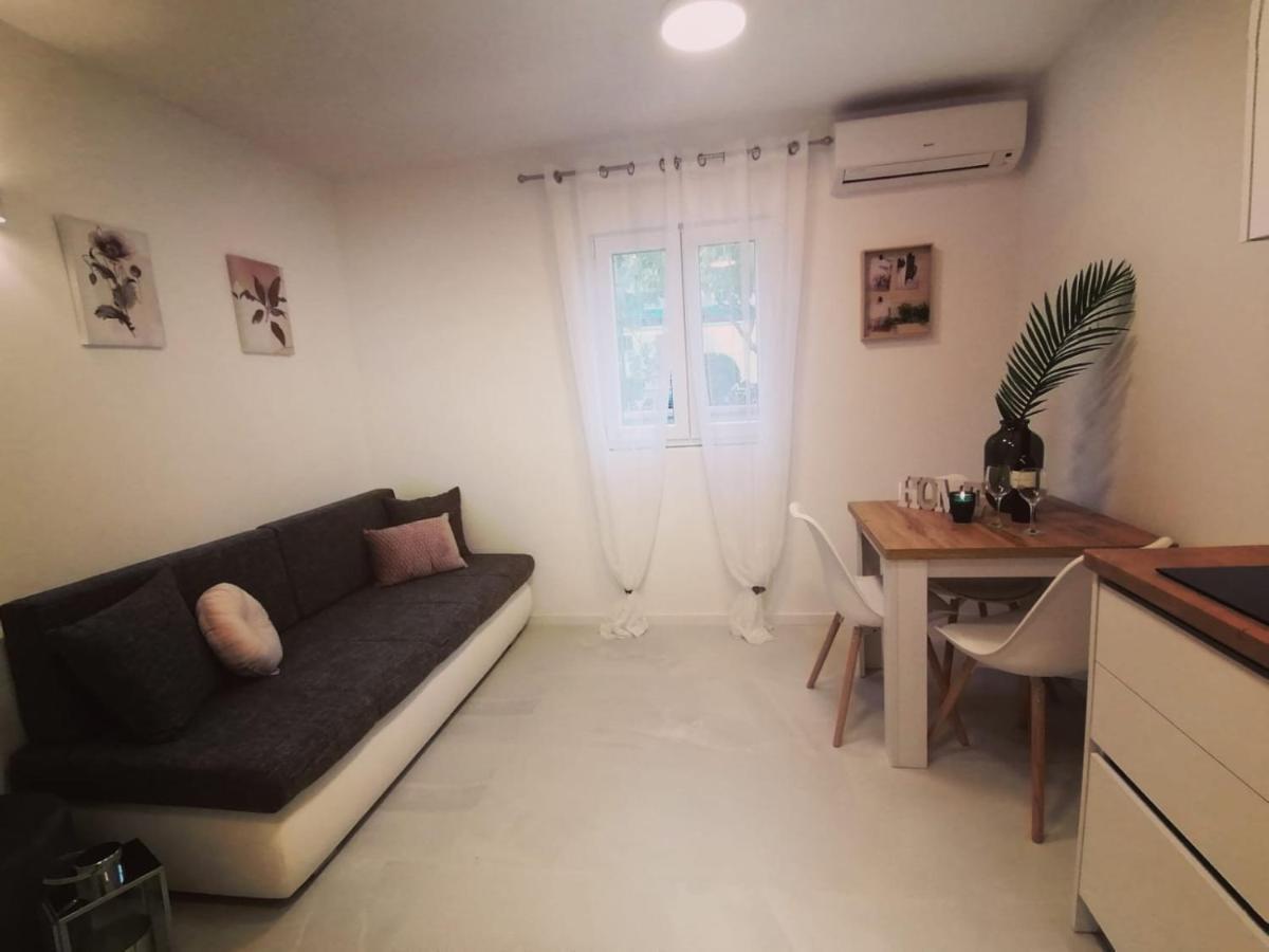 Apartmani Zoric Vodice Værelse billede