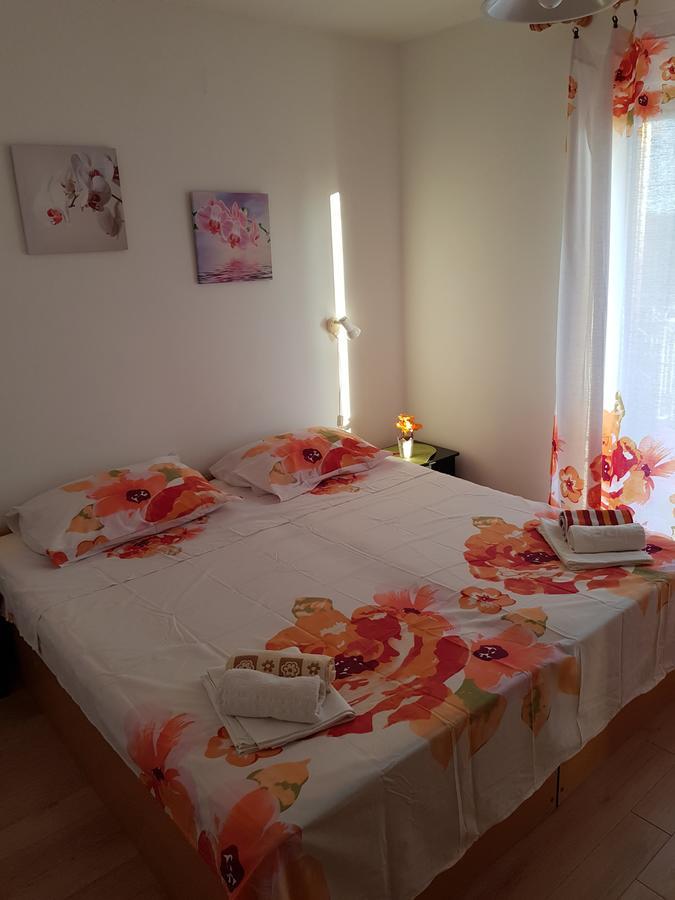 Apartmani Zoric Vodice Eksteriør billede