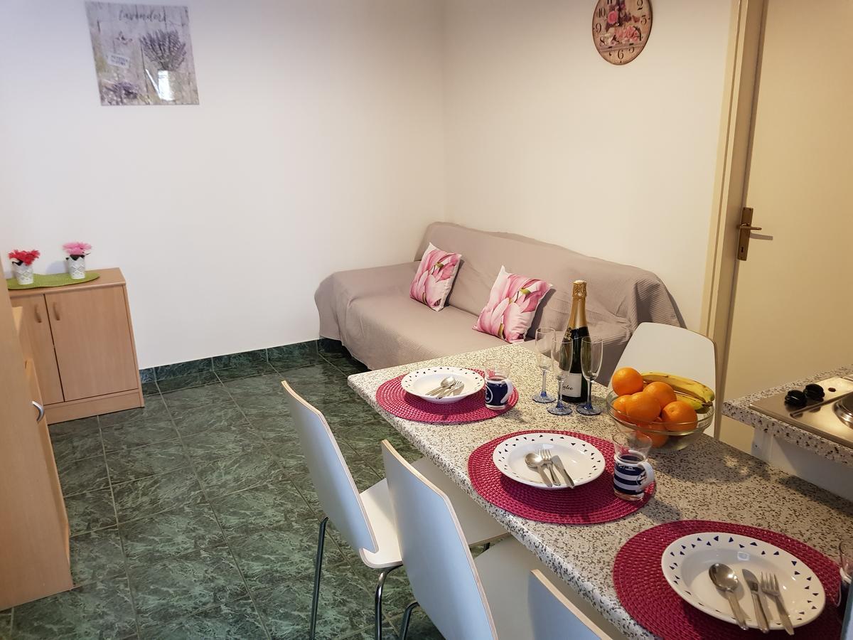 Apartmani Zoric Vodice Eksteriør billede