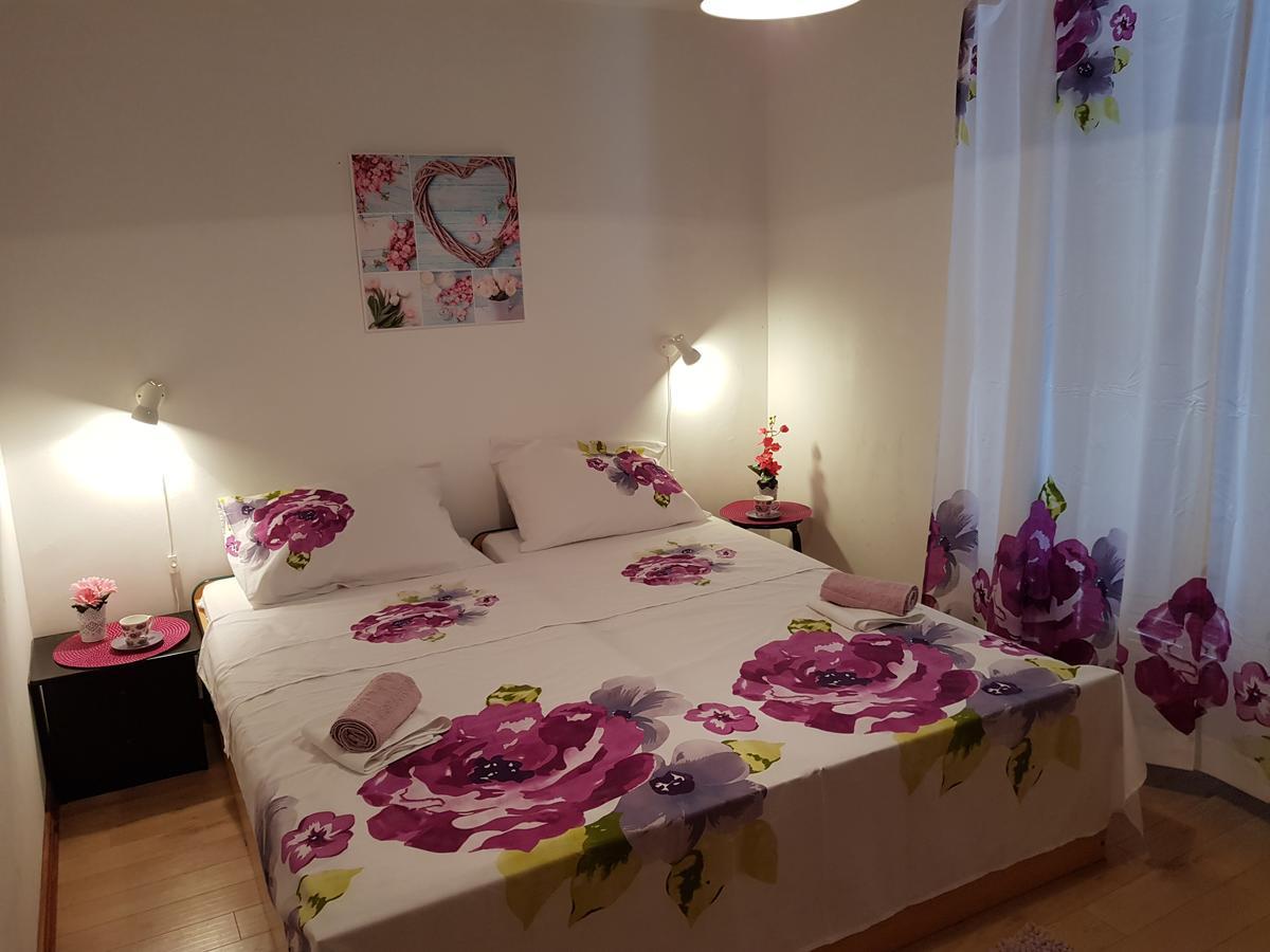 Apartmani Zoric Vodice Eksteriør billede